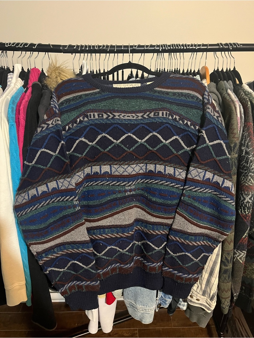 Men's 3D knit Patterned Crewneck Sweater in Navy and Teal
